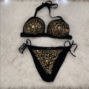 Super hott leopard sequin bikini